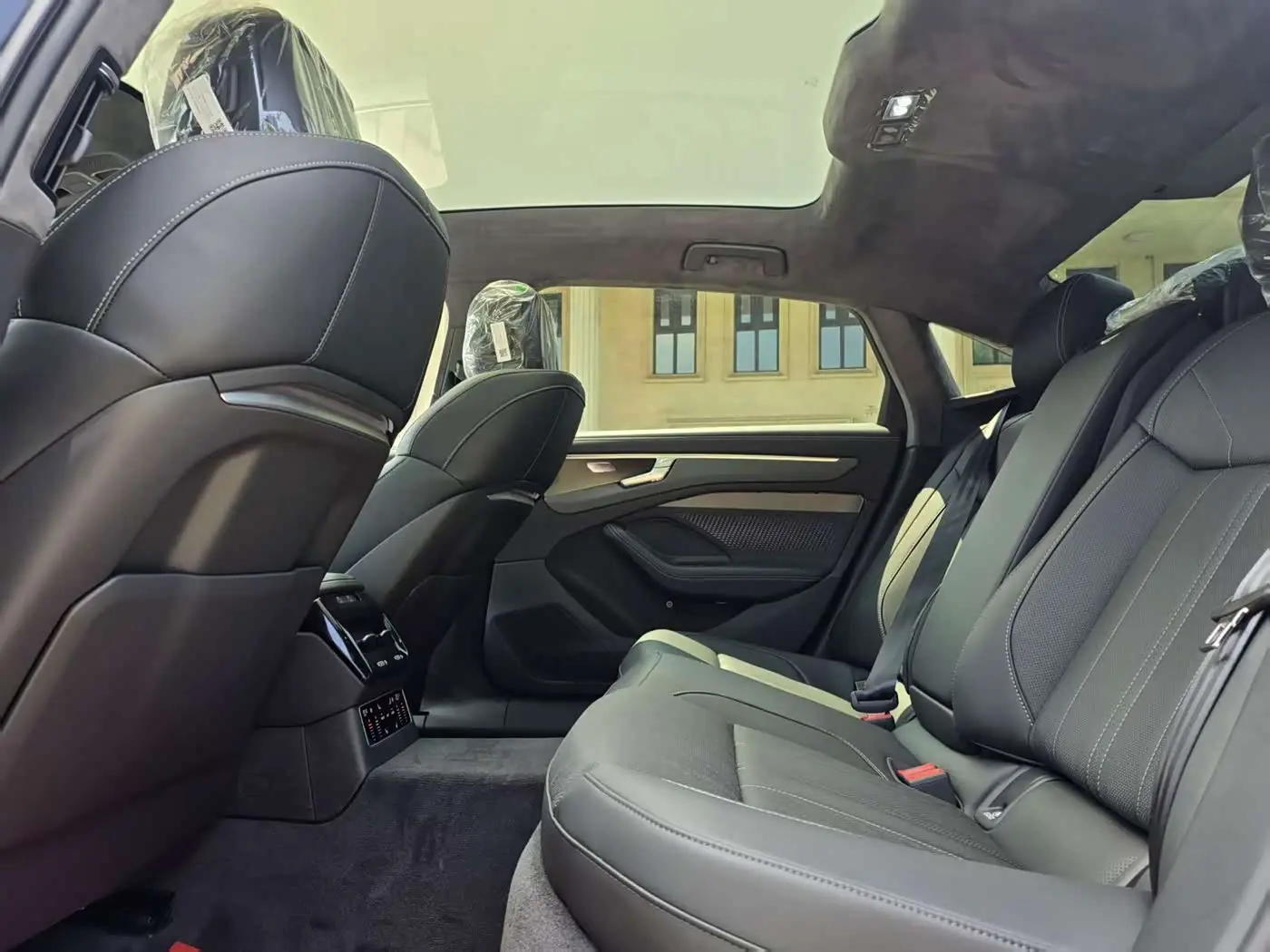 Audi A6L 2026 — Şəkil 8/16