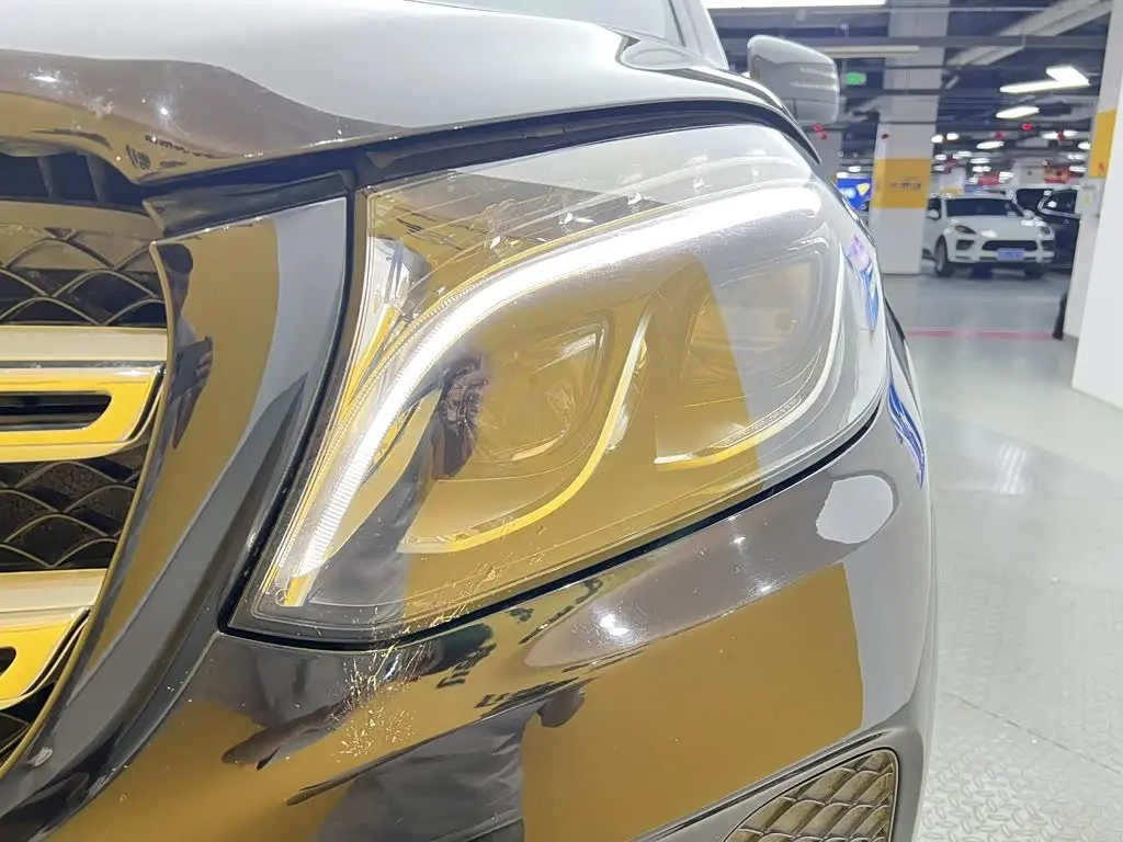 Mercedes-Benz GLS 2019 — Şəkil 8/20