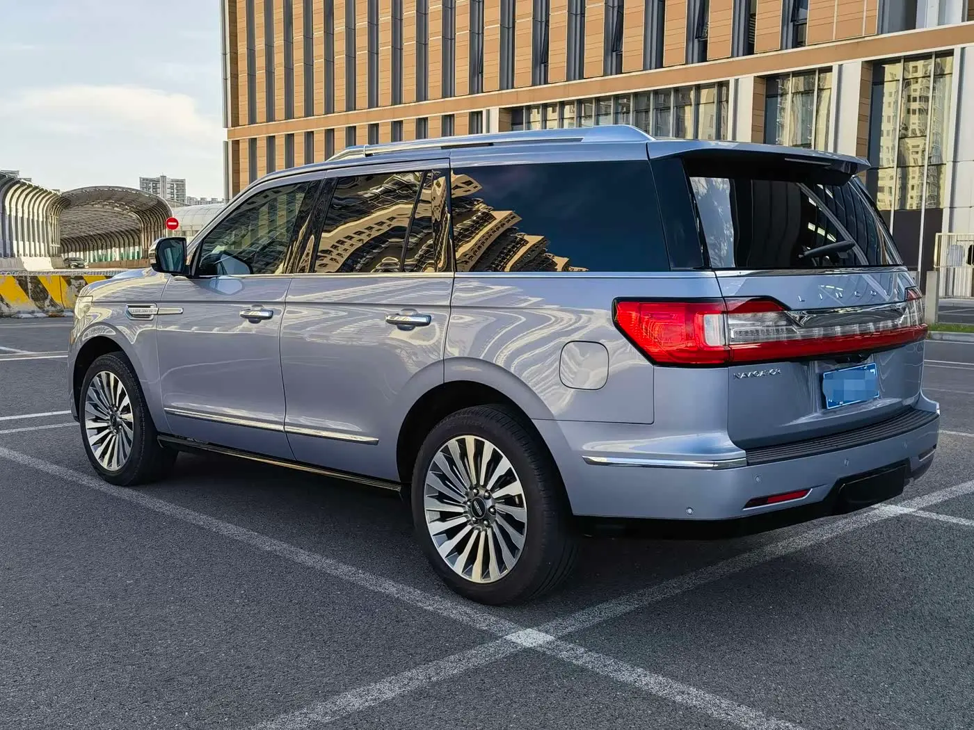 Lincoln Navigator 2019 — Фото 14/20
