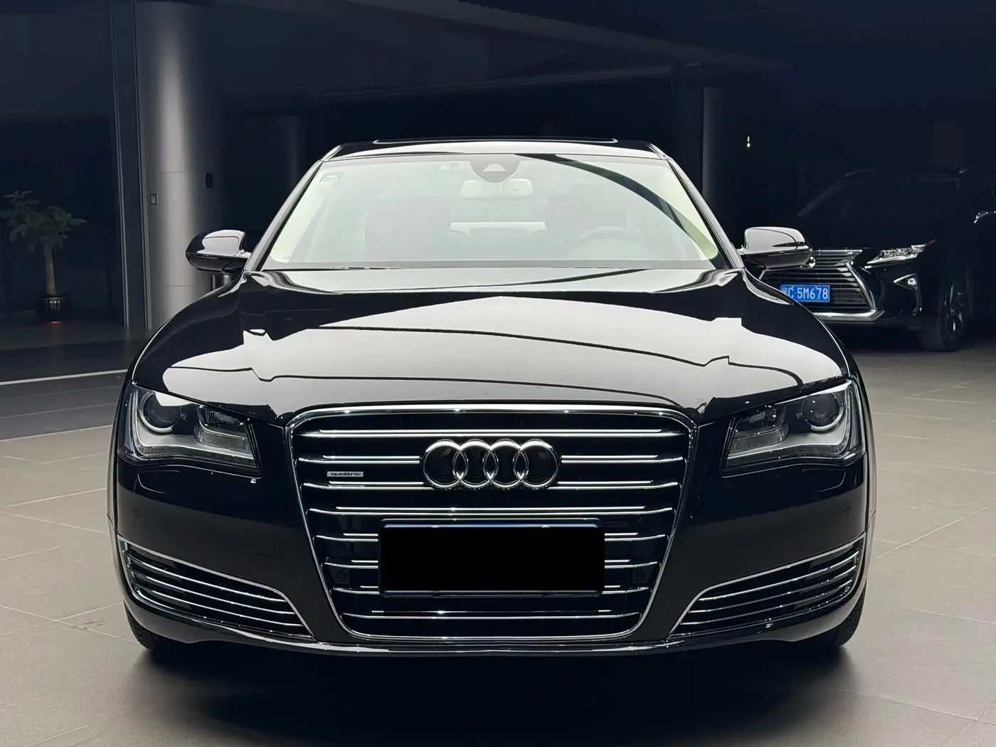 Audi A8 2015 — Şəkil 2/15