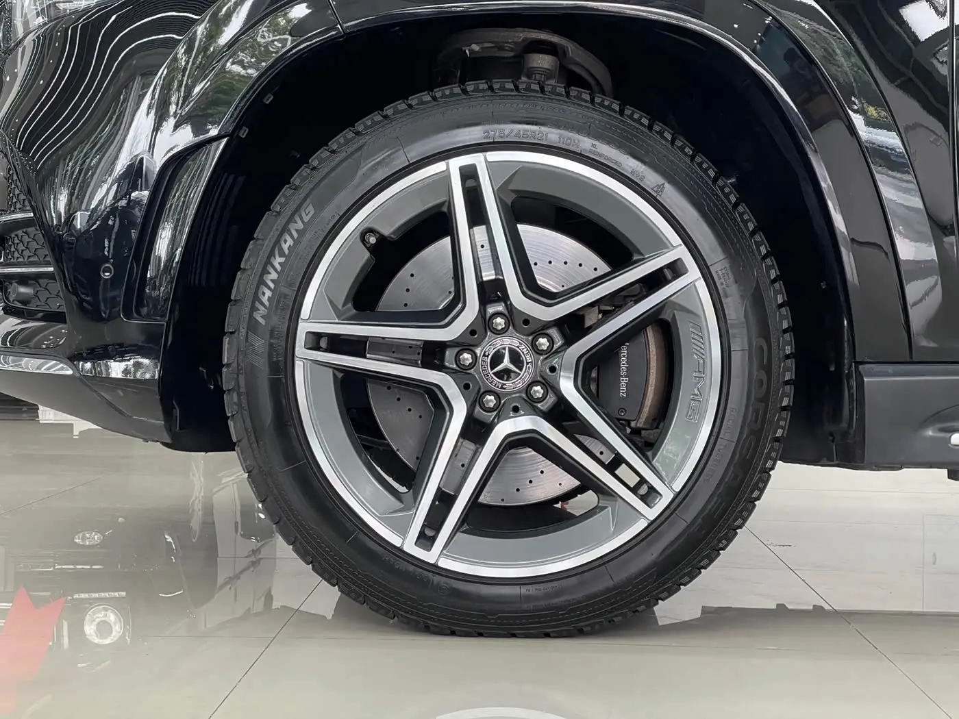 Mercedes-Benz GLS 2022 — Photo 11/20