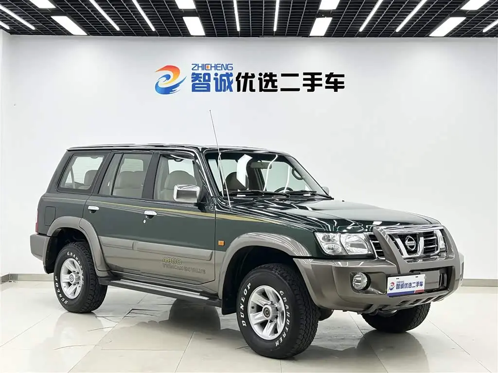 Nissan Patrol 2004 — Фото 3/20