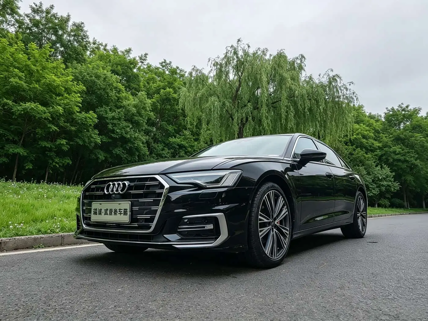 Audi A6L 2024 — Şəkil 1/15