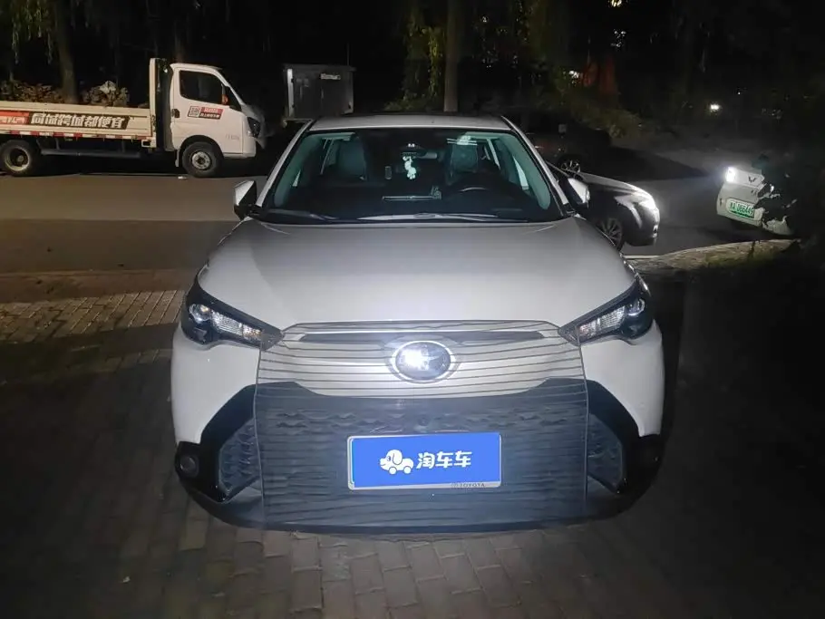 Toyota Frontlander 2024 — ფოტო 2/16