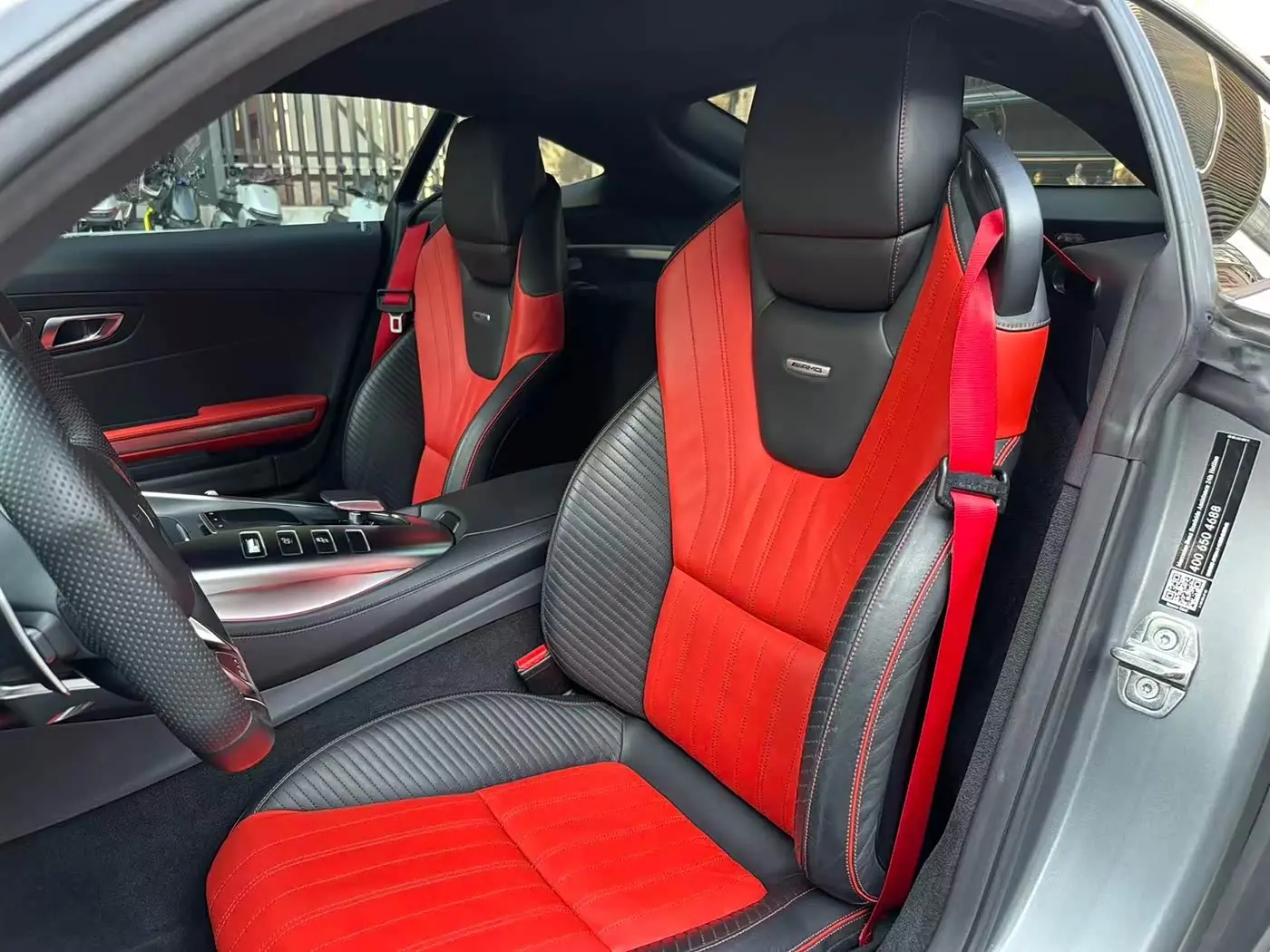 Mercedes-Benz AMG GT 2020 — Фото 5/6