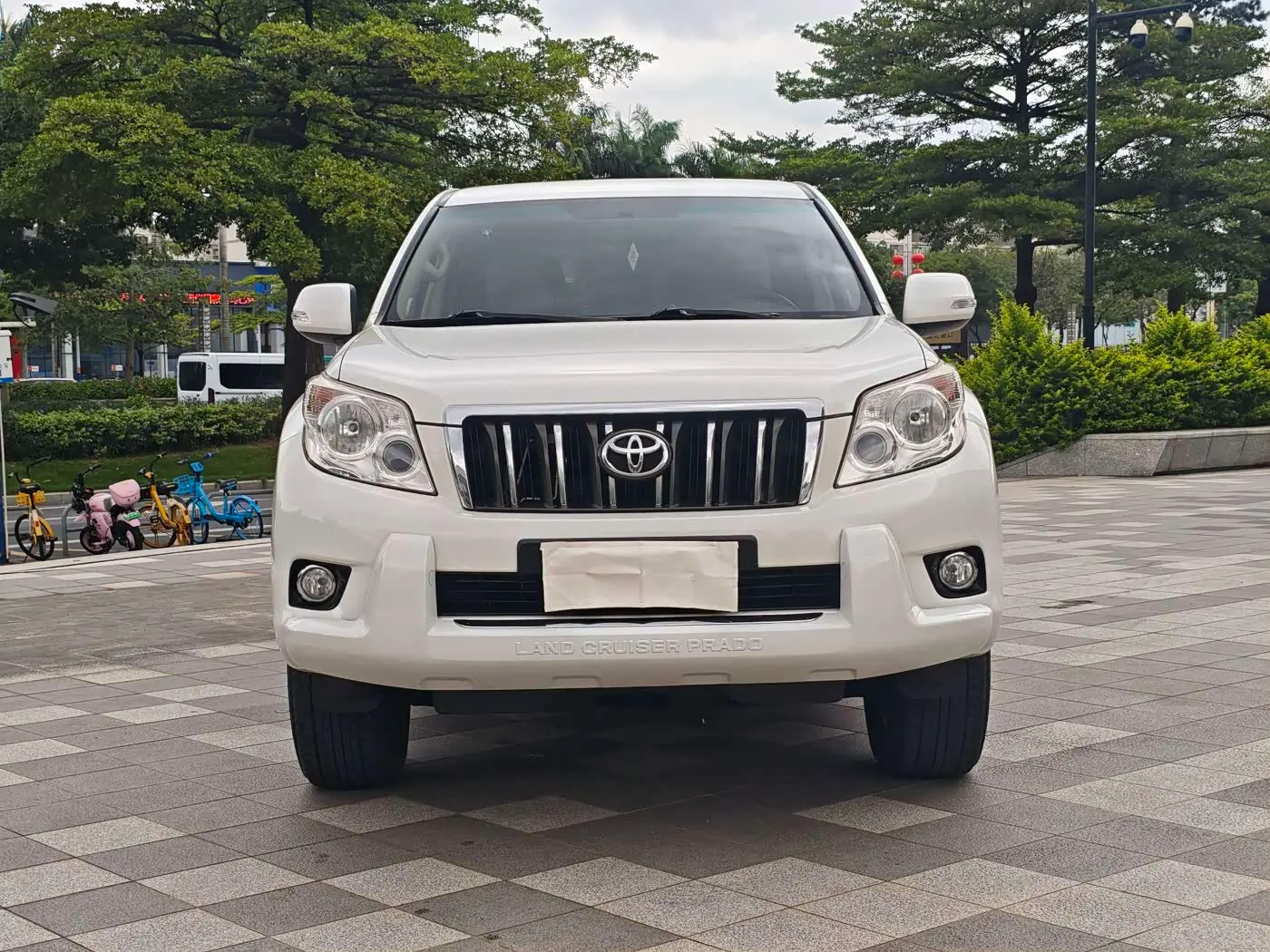 Toyota Prado 2010 — Şəkil 2/17