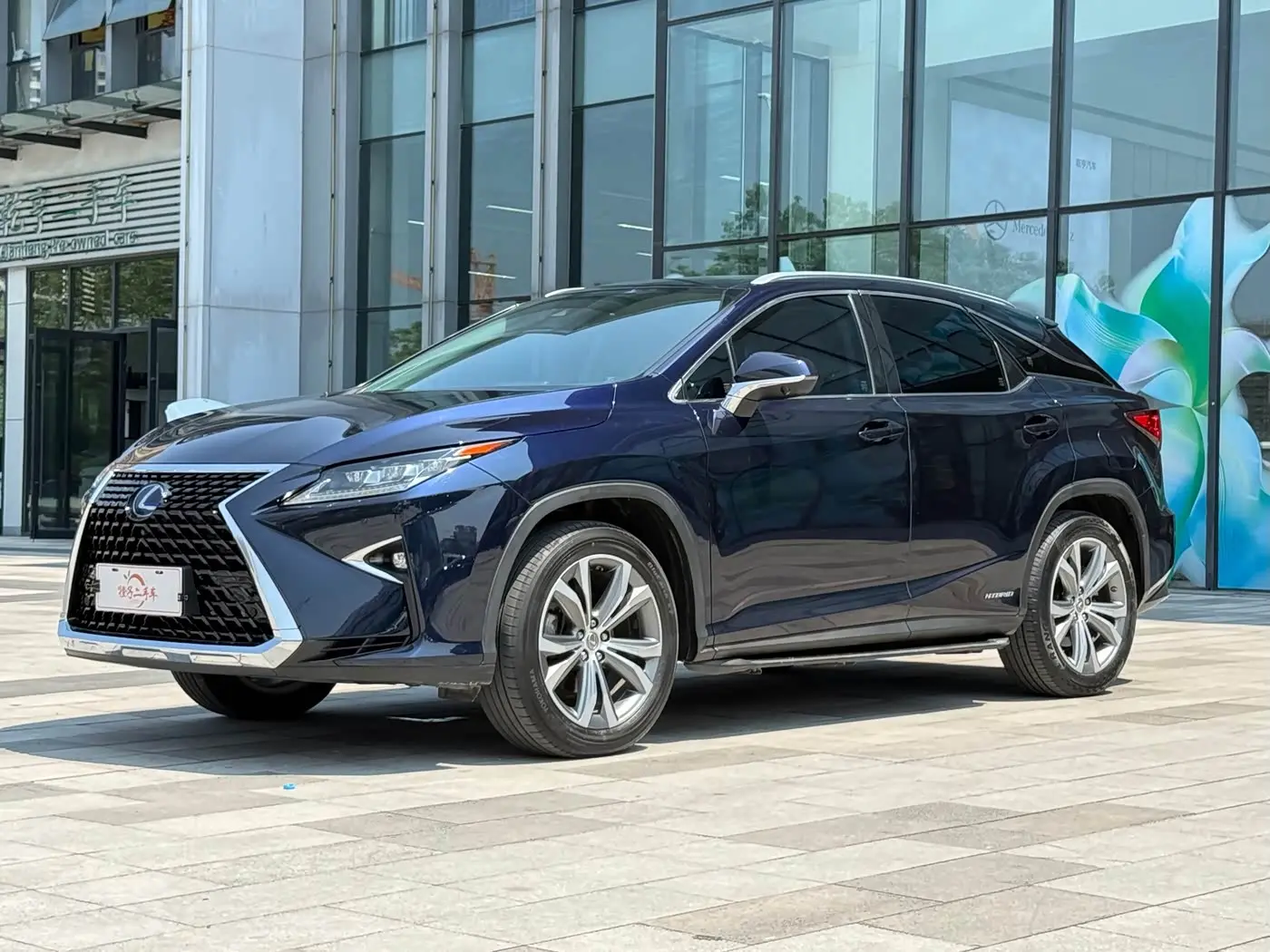 Lexus RX 2017 — Photo 1/20