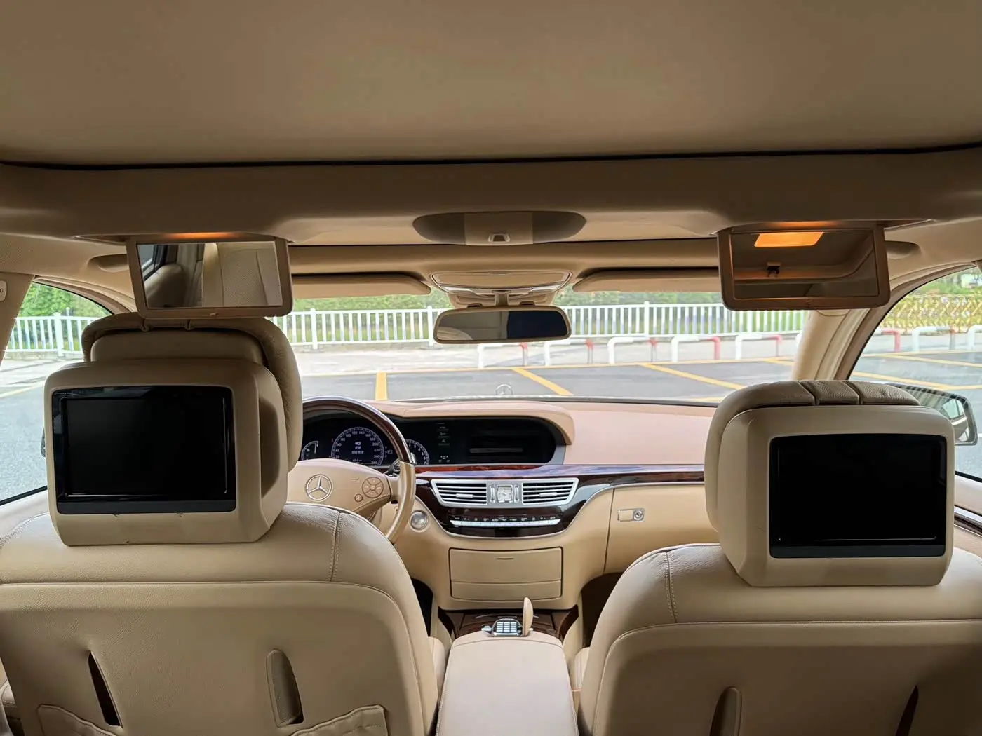 Mercedes-Benz S-Class 2013 — Photo 19/20