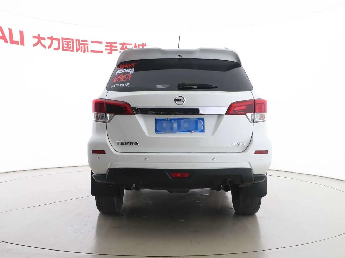 Nissan Terra 2021 — Photo 12/14