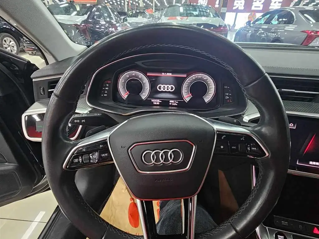 Audi A6L 2021 — Şəkil 8/13