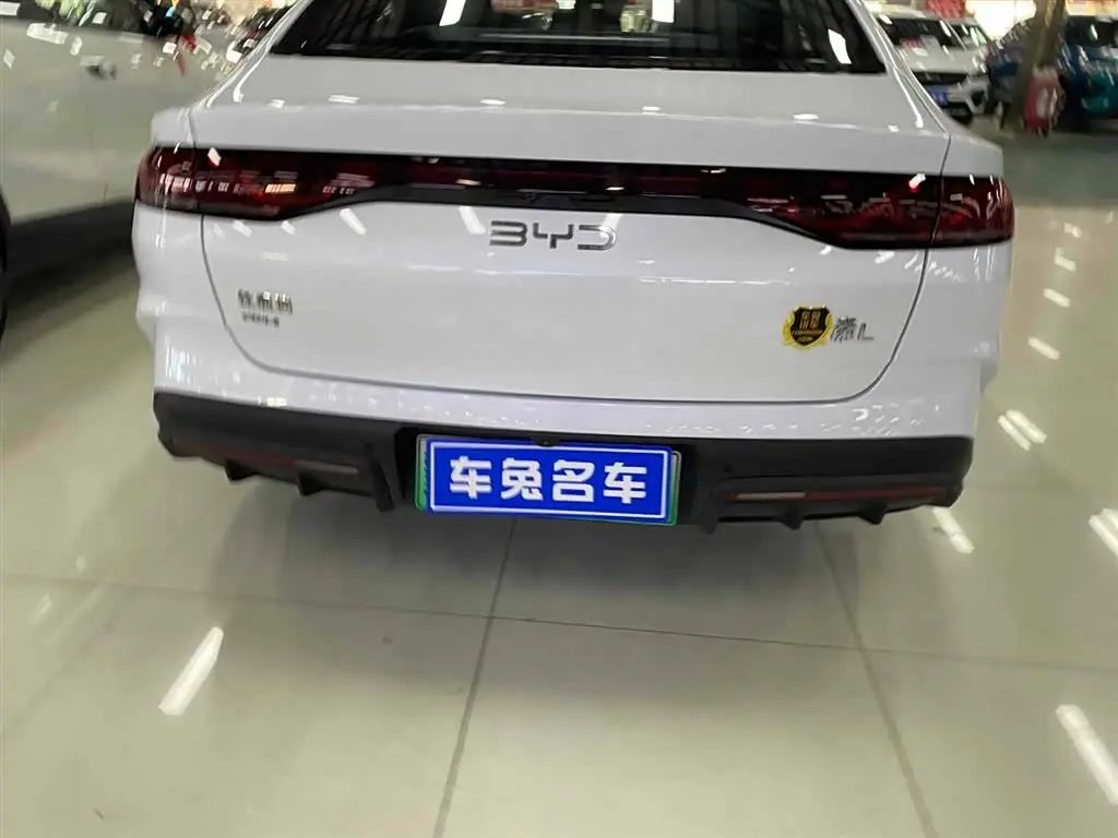 BYD Qin L 2025 — Photo 10/16