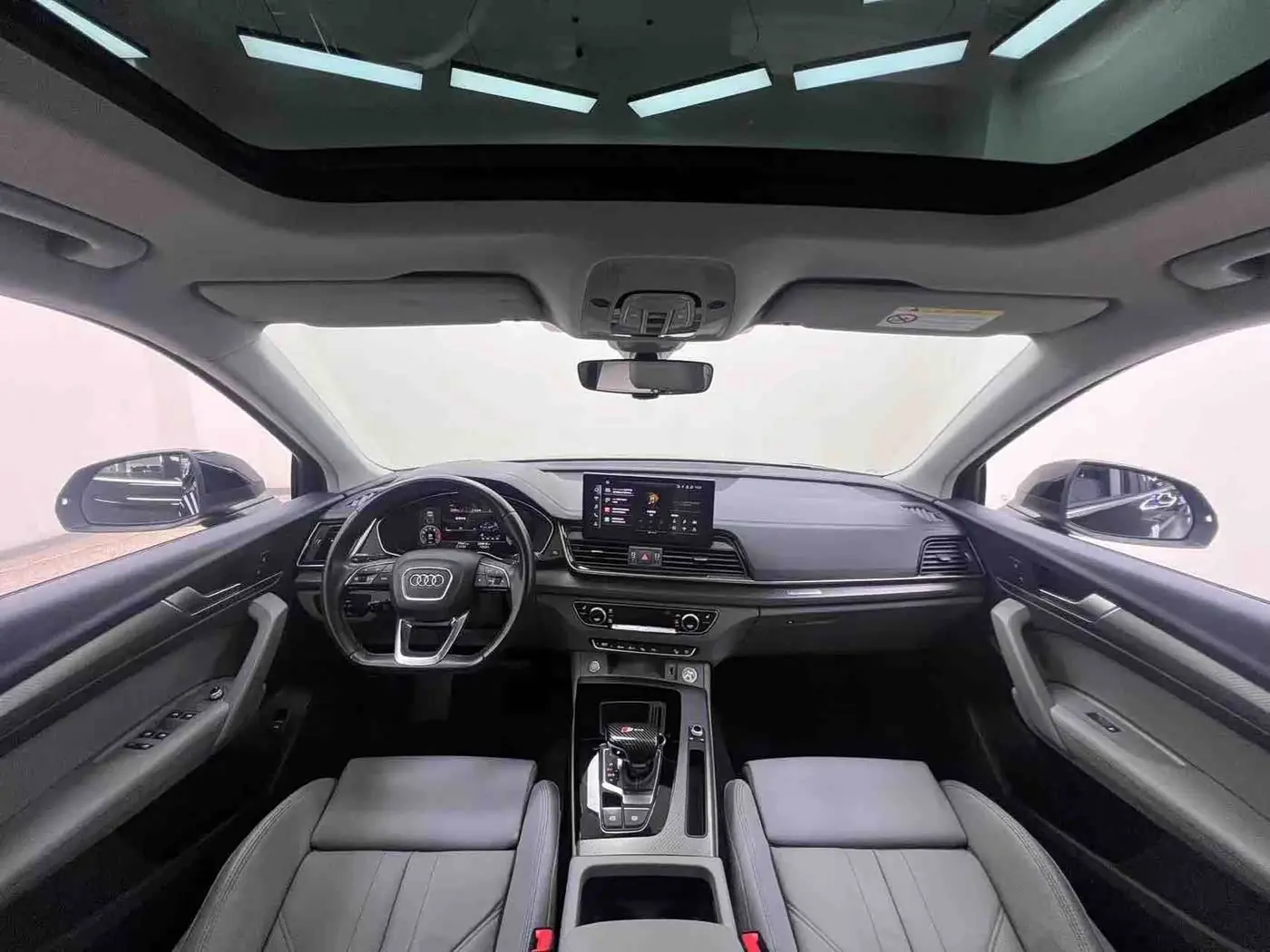 Audi Q5L 2021 — Photo 15/20