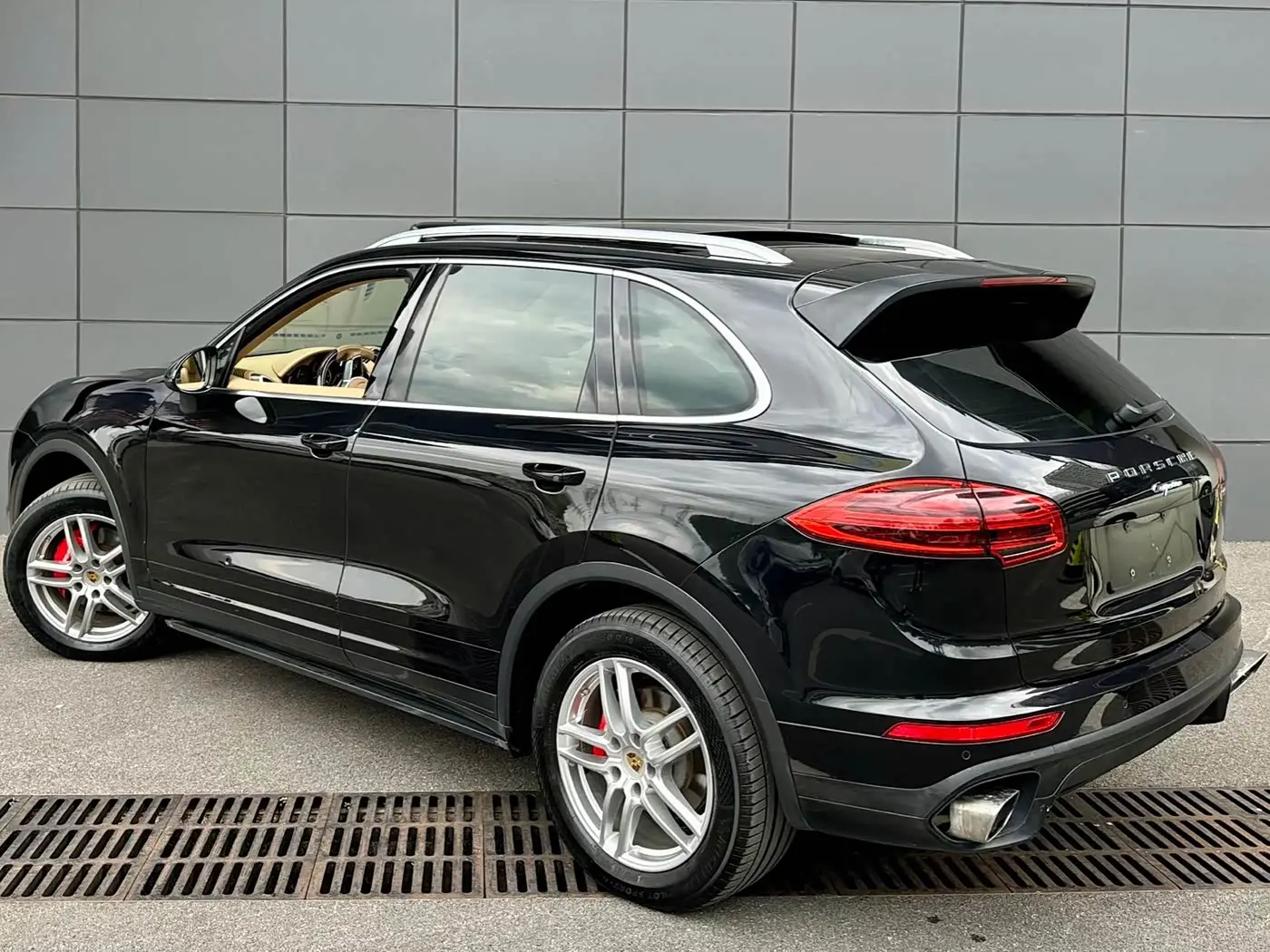 Porsche Cayenne 2015 — Şəkil 5/18