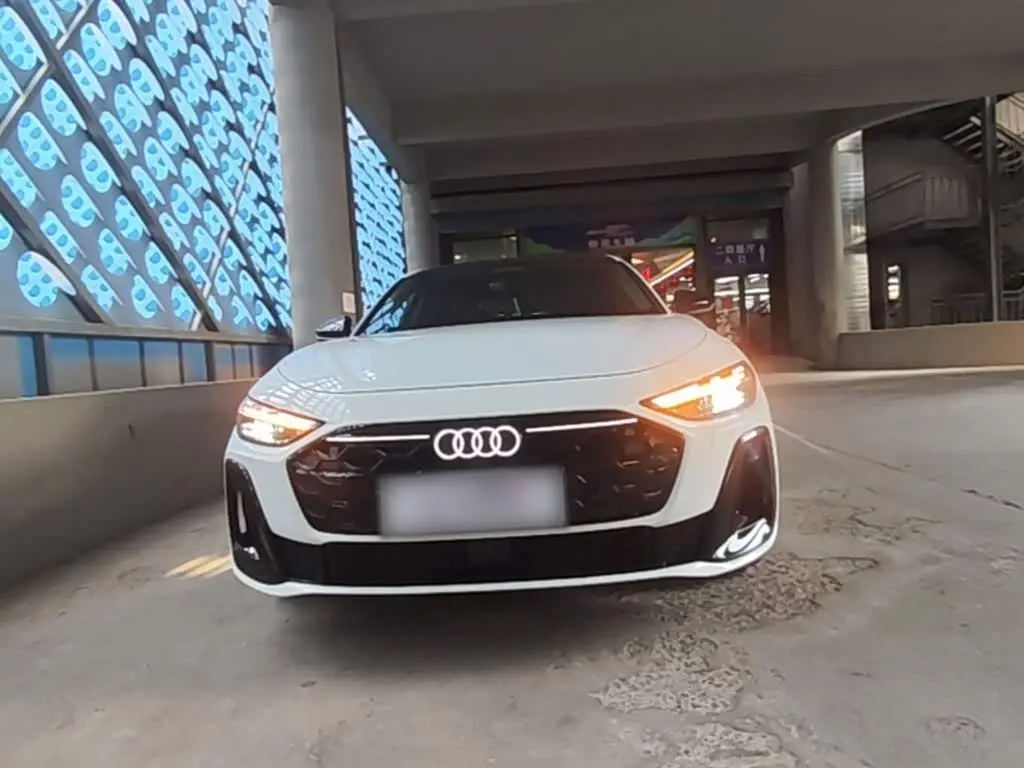 Audi A5L 2025 — Photo 3/20