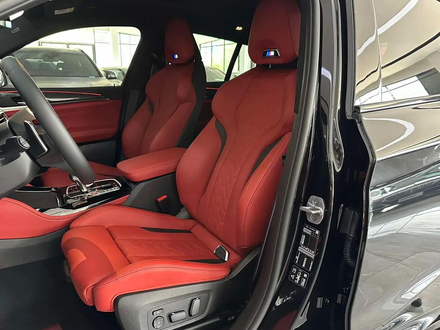 BMW X4 M 2025 — Photo 4/19
