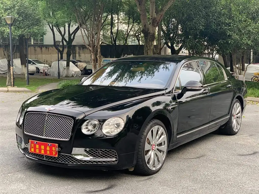 Bentley Flying Spur, 2012