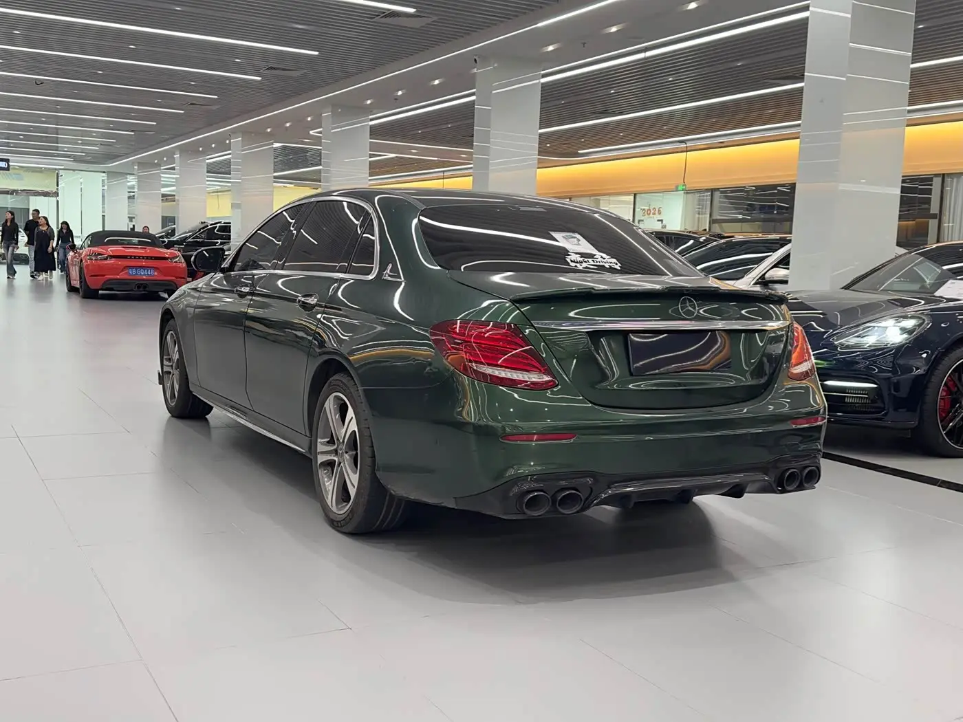 Mercedes-Benz E-Class 2018 — Фото 18/20