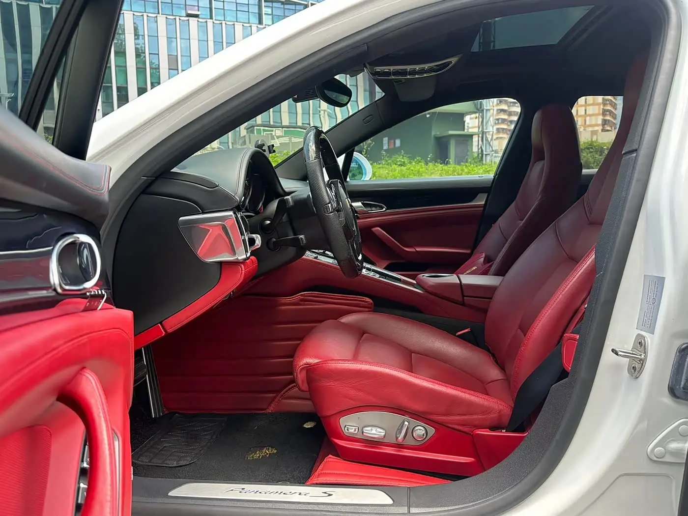 Porsche Panamera 2014 — Photo 6/20