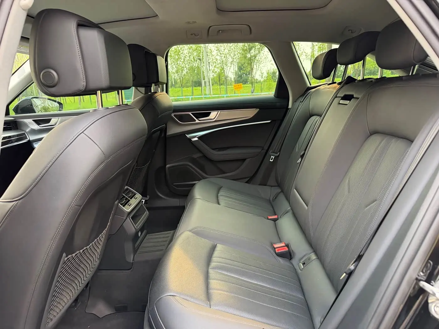 Audi A6 2023 — Photo 5/16