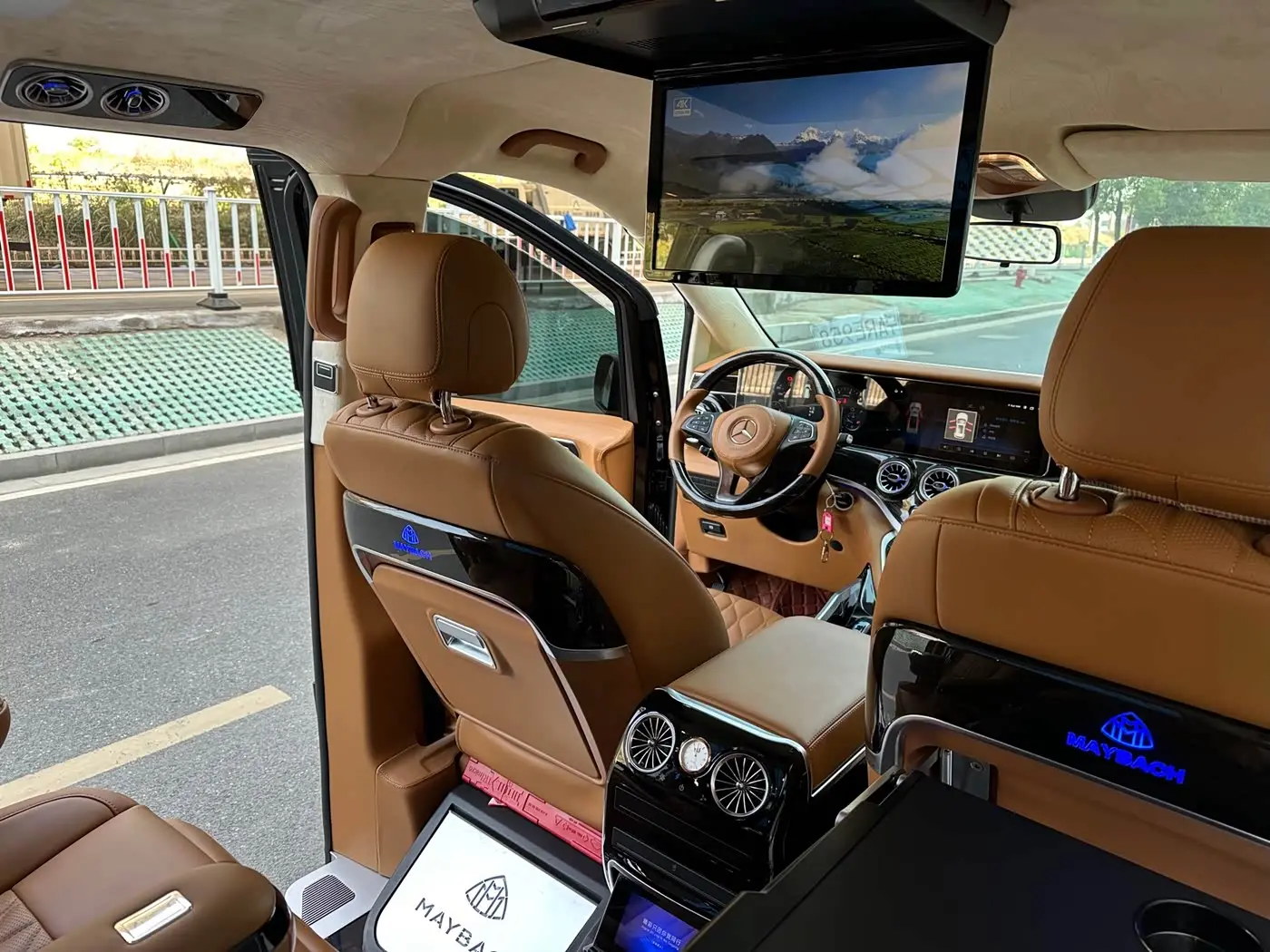 Mercedes-Benz Vito 2023 — Şəkil 11/18