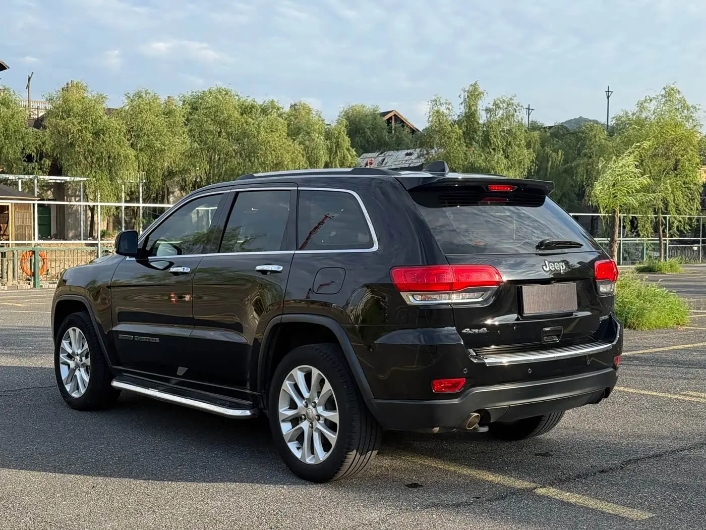 Jeep Grand Cherokee 2017 — Photo 4/15