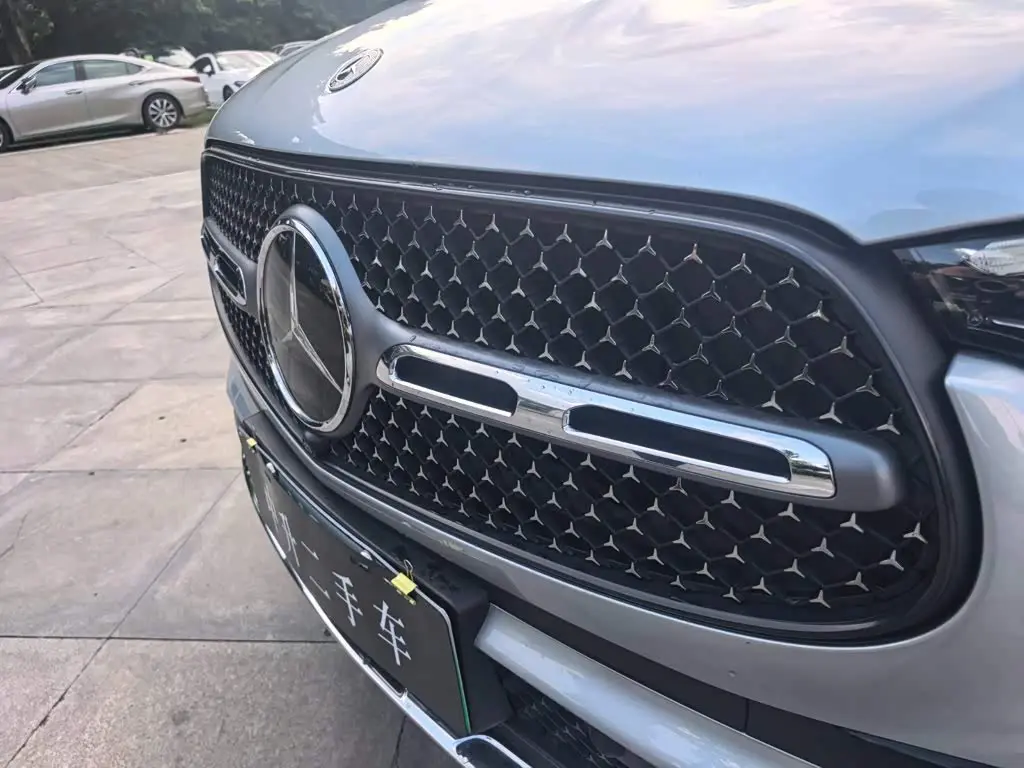 Mercedes-Benz GLC New Energy 2026 — Photo 6/20