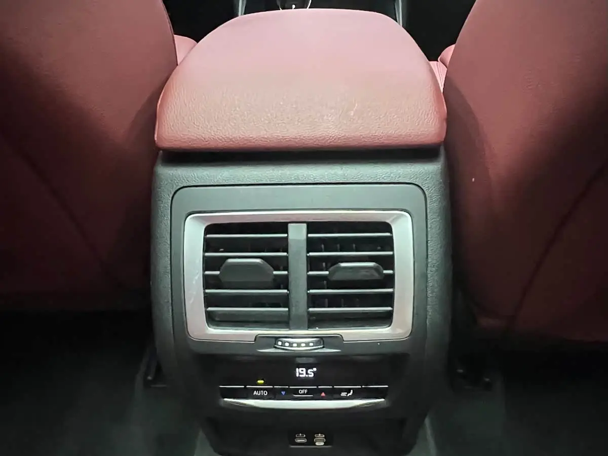 BMW X3 2023 — Photo 18/20