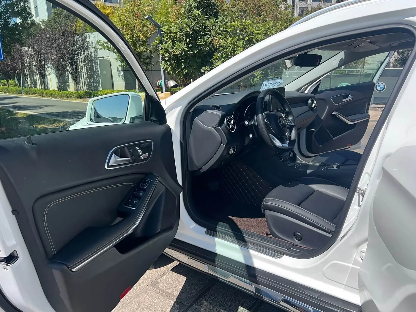 Mercedes-Benz GLA 2019 — Фото 4/16