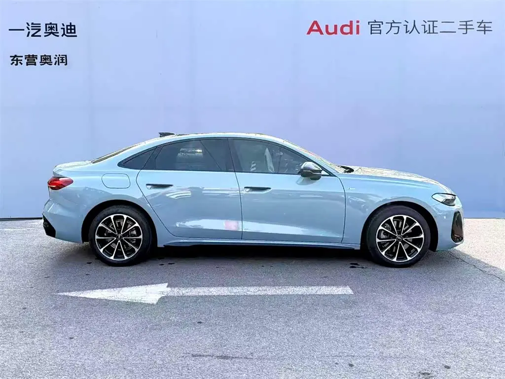 Audi A5L 2025 — Şəkil 6/9