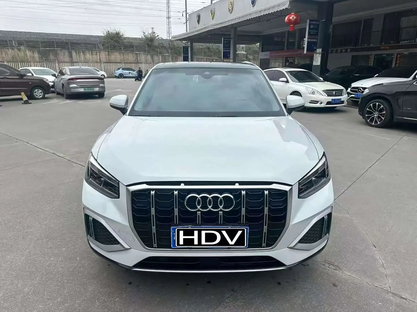 Audi Q2L 2023 — Şəkil 2/9