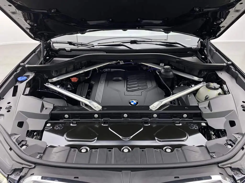 BMW X5 2023 — Photo 9/20