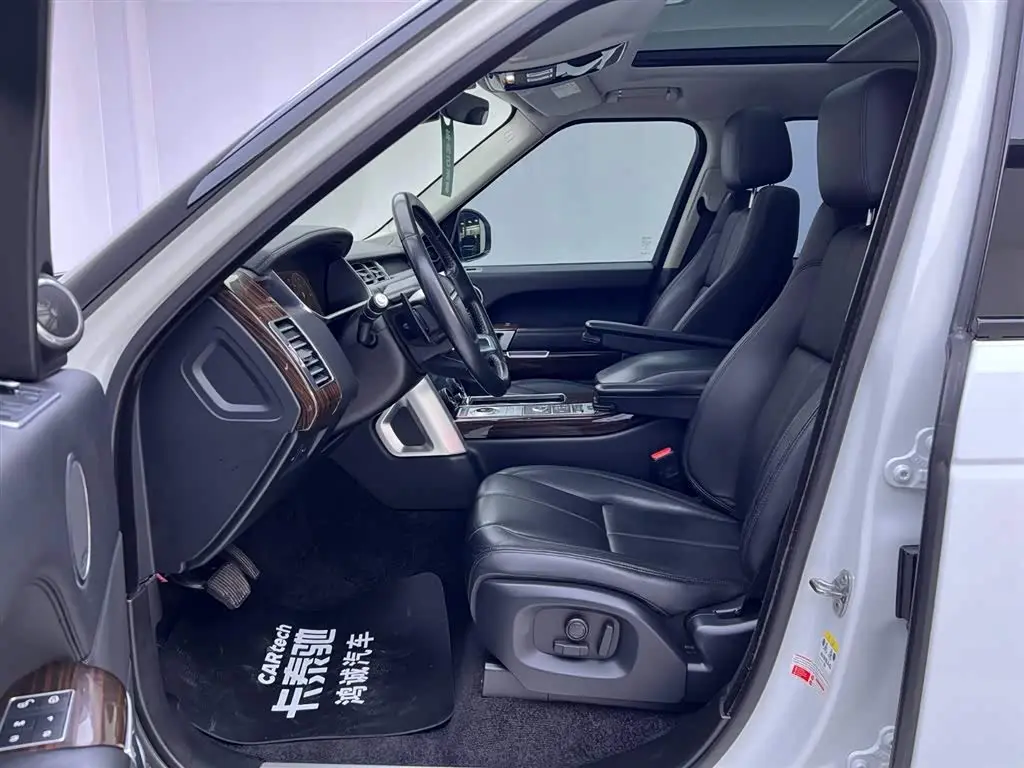 Land Rover Range Rover 2018 — Şəkil 15/20