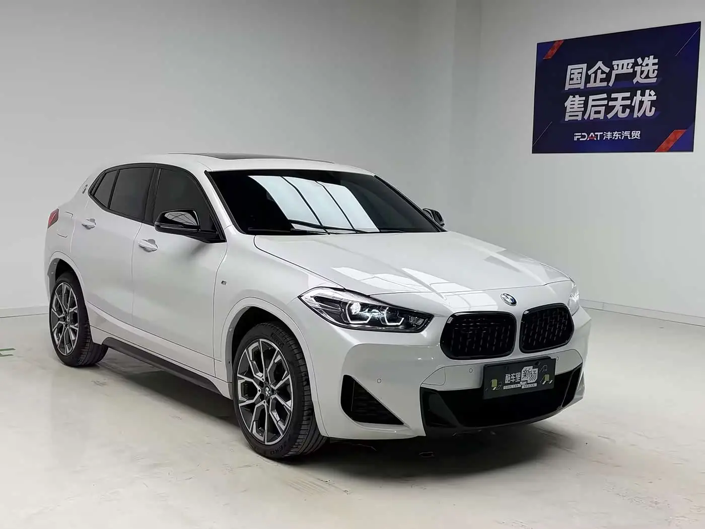BMW X2 2023 — Фото 3/17