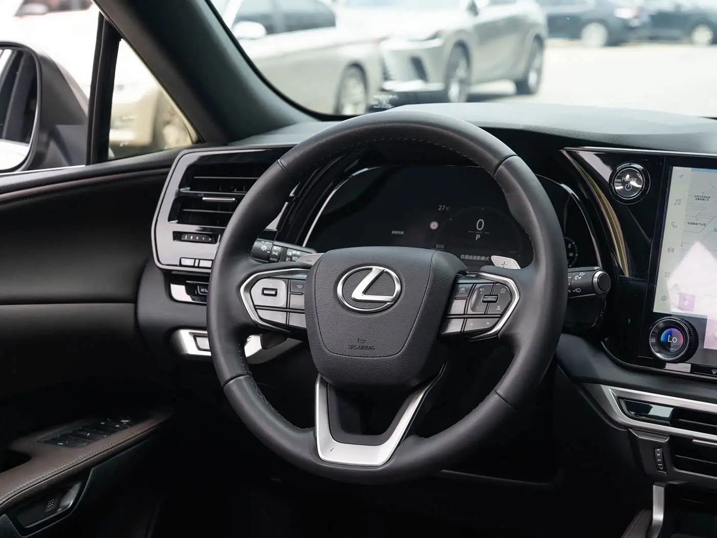 Lexus RX 2025 — Photo 14/20