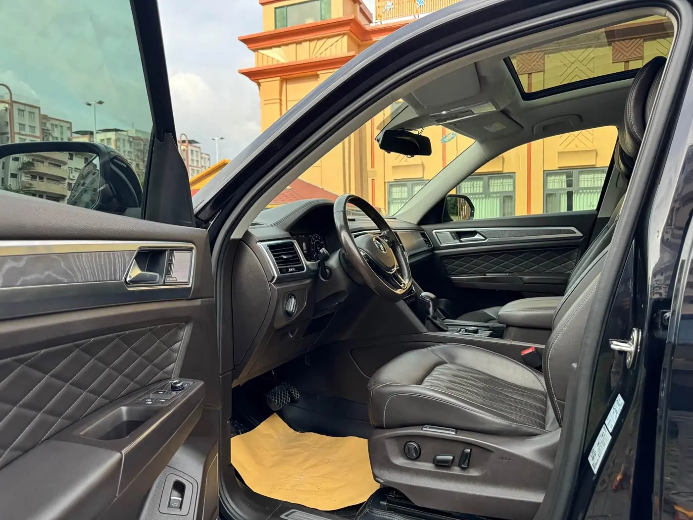 Volkswagen Teramont 2019 — Photo 8/20
