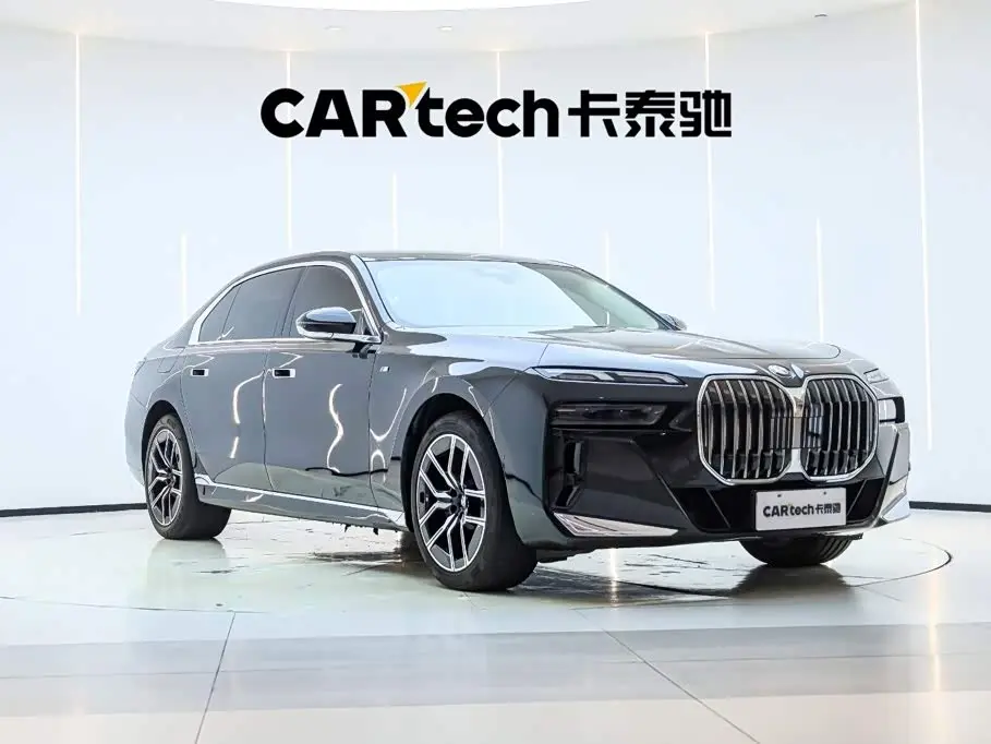BMW 7 Series 2023 — Photo 5/20