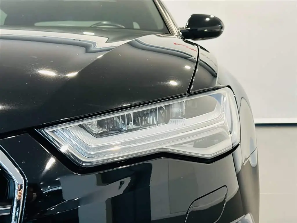 Audi A6L 2019 — Photo 14/16