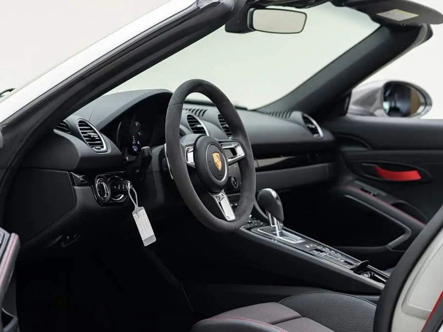 Porsche 718 2020 — Фото 11/20