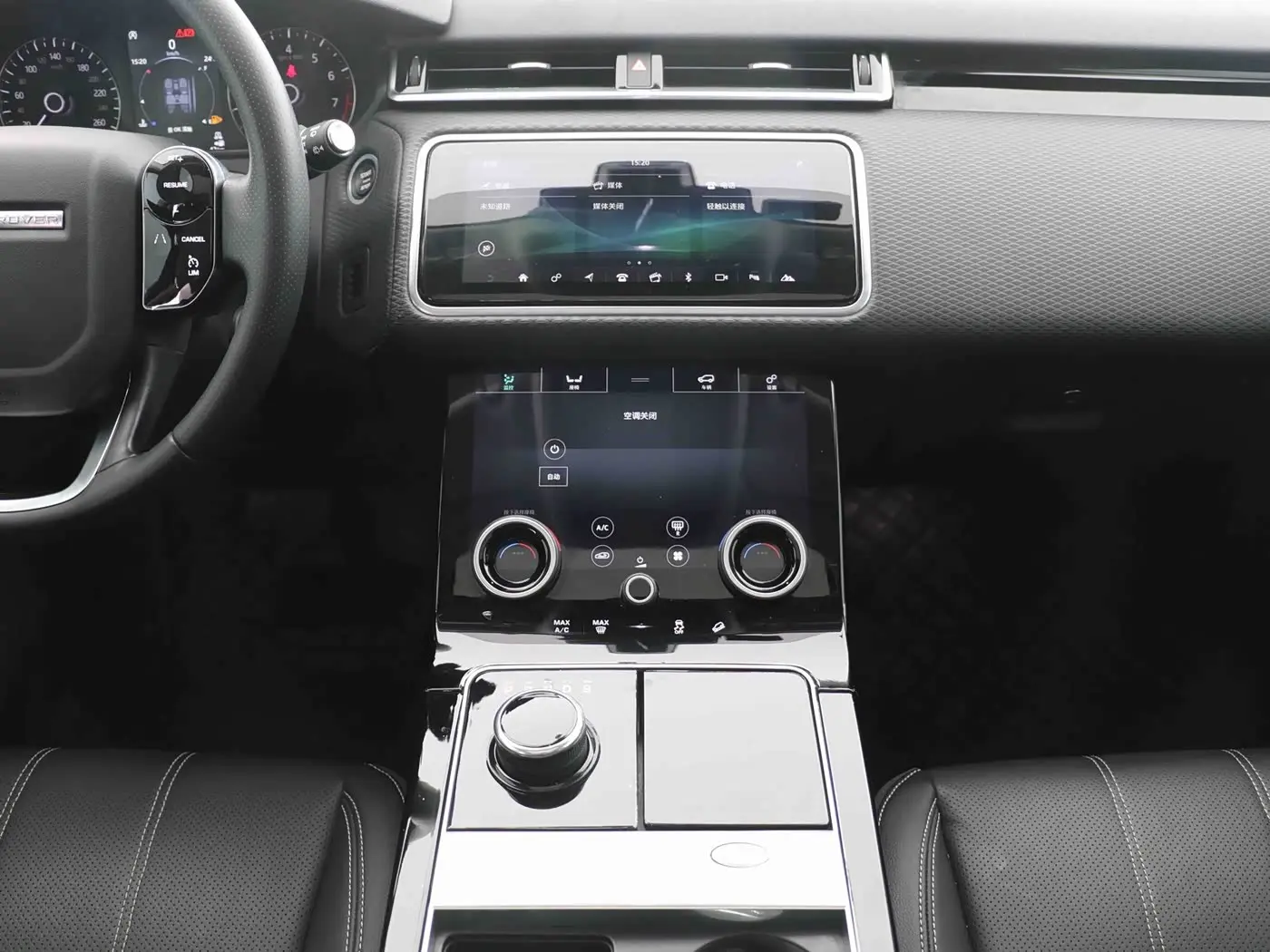 Land Rover Range Rover Velar 2018 — Фото 7/16