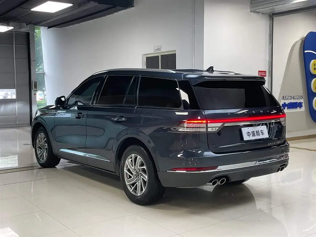 Lincoln Aviator 2022 — Şəkil 7/20