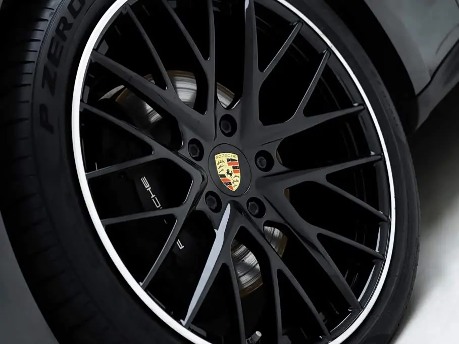 Porsche Panamera 2019 — Фото 5/20