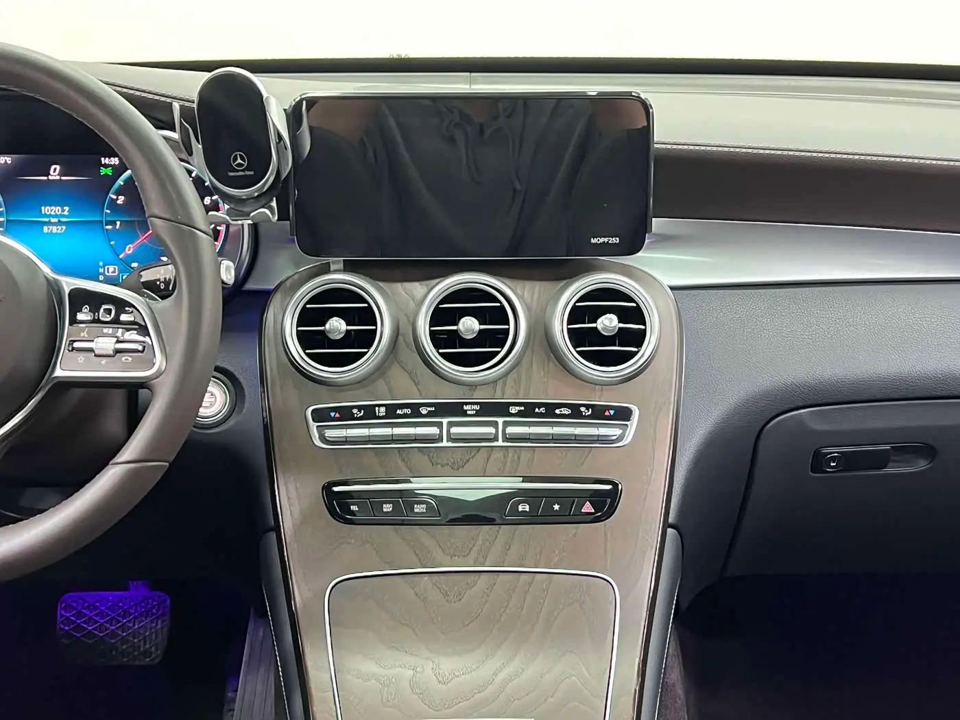 Mercedes-Benz GLC 2020 — Photo 14/20