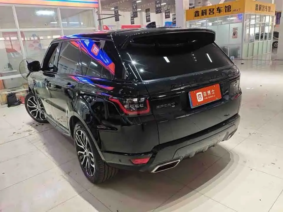 Land Rover Range Rover Sport 2022 — Фото 6/18