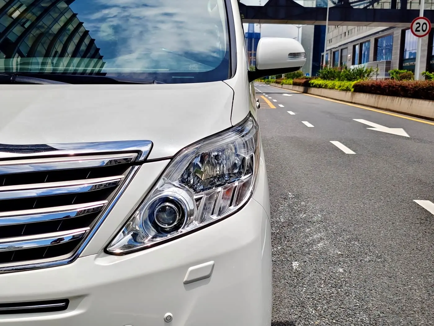 Toyota Alphard 2012 — Şəkil 17/19