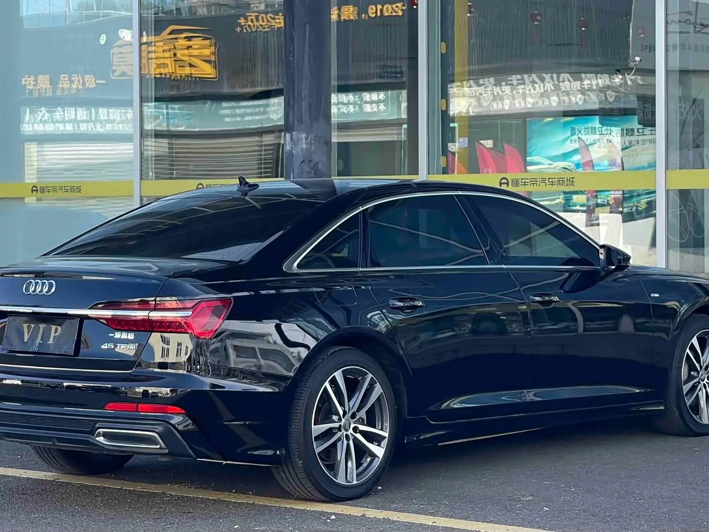 Audi A6L 2020 — Фото 7/9