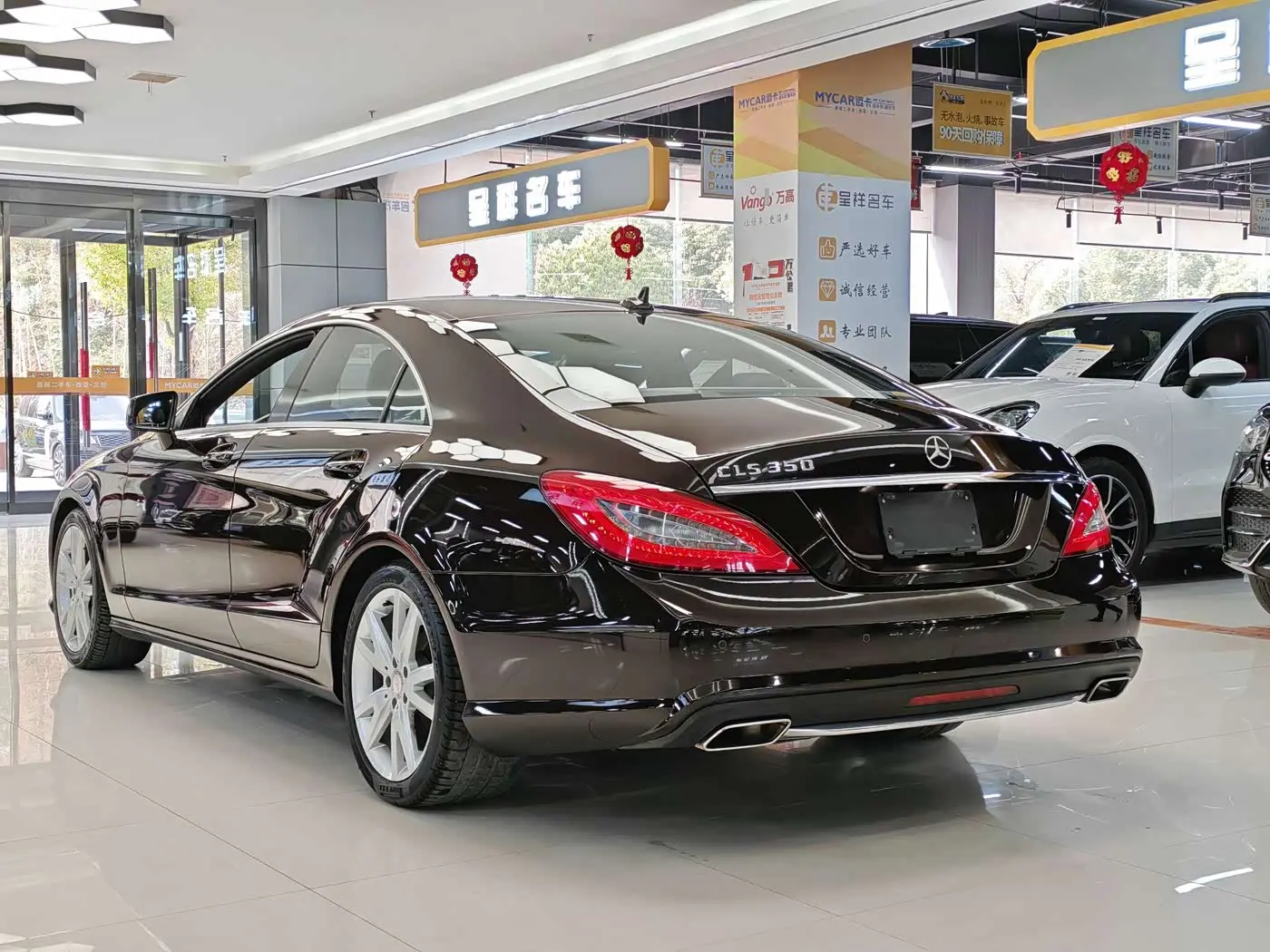 Mercedes-Benz CLS 2014 — Photo 7/16