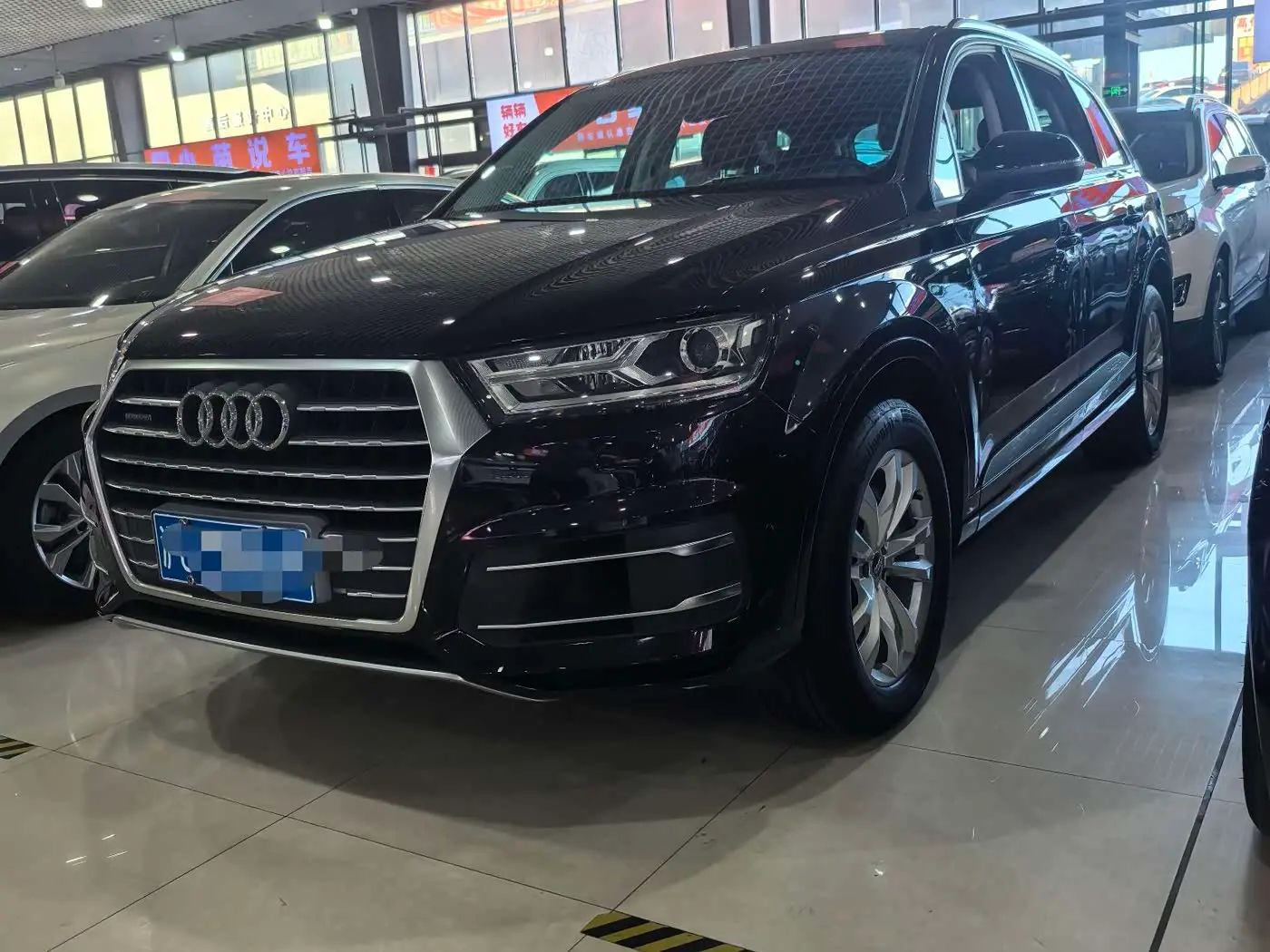Audi Q7 2017 — Photo 1/12