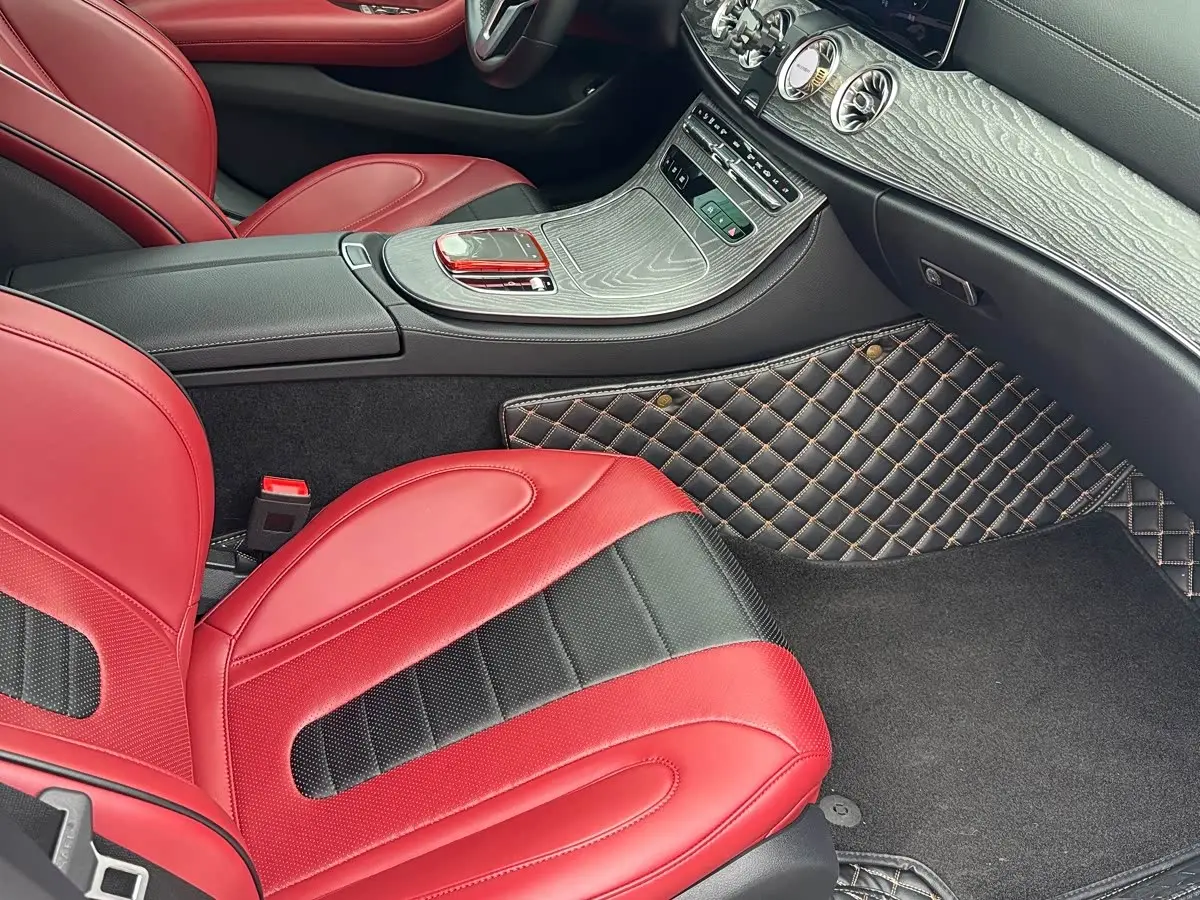 Mercedes-Benz CLS 2021 — Photo 8/10