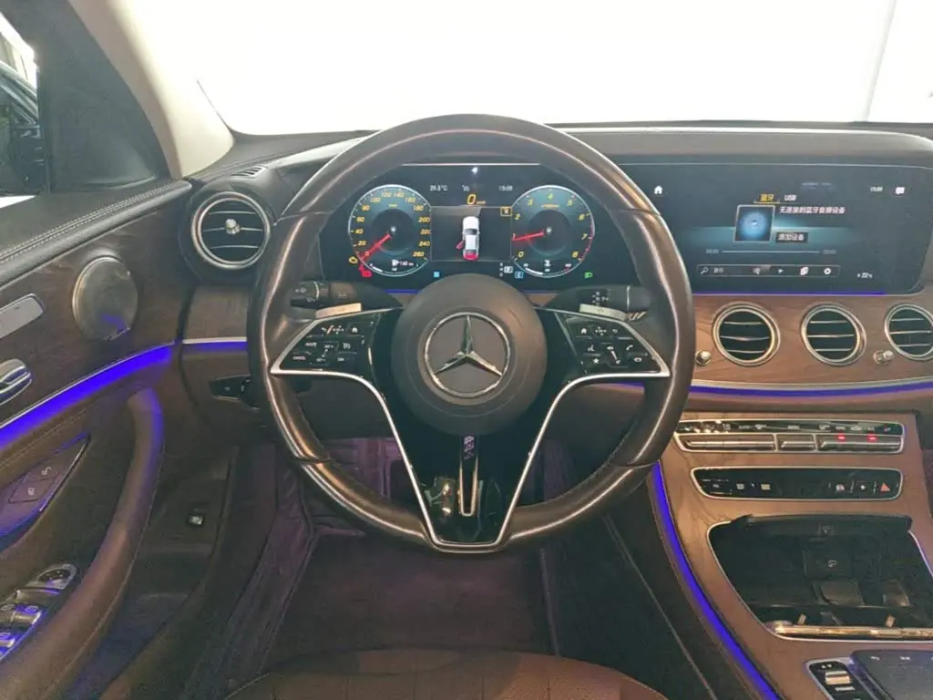 Mercedes-Benz E-Class 2021 — Şəkil 11/20