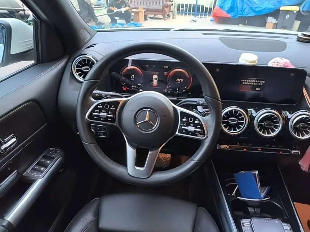 Mercedes-Benz GLA 2022 — Фото 10/19